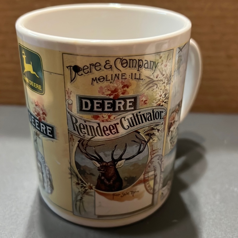 Mug. John Deere